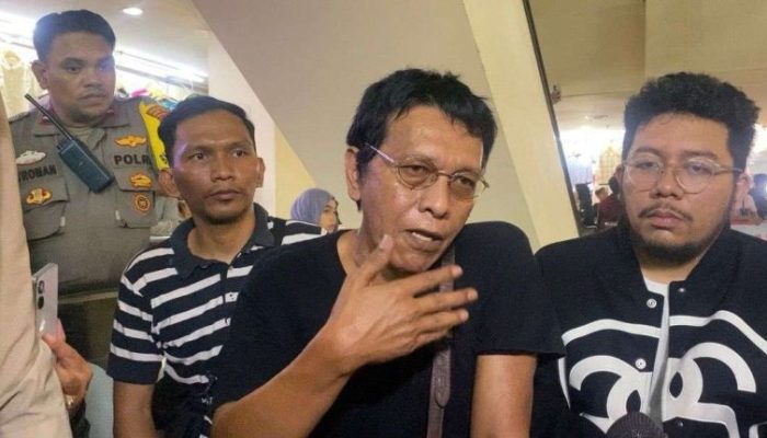 Adian Napitupulu Soroti Dampak Impor Pakaian Bekas, Dorong Pemerintah Hadirkan Solusi Berimbang