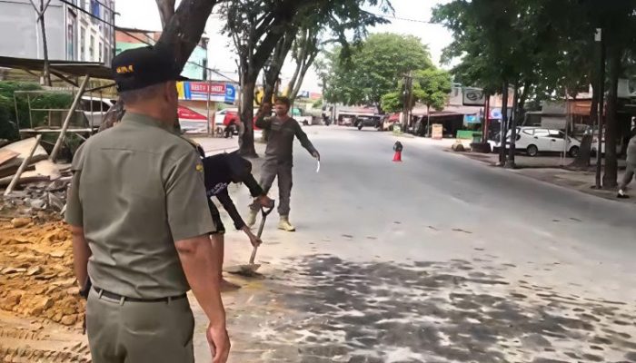 Penimbunan Lahan Cemari Jalan, Satpol PP Ambil Tindakan