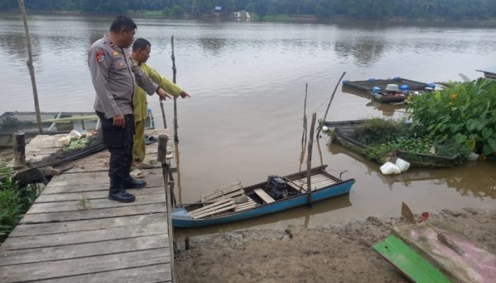 Diduga Terjatuh dari Rakit, Pria 75 Tahun Ditemukan Meninggal di Sungai Kampar