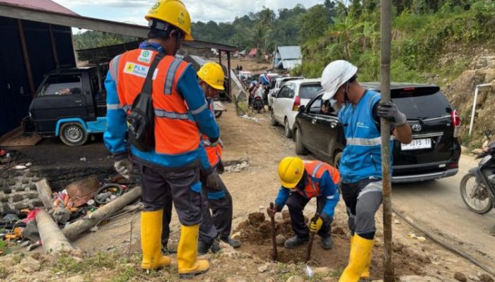 Jaringan Listrik Tuntas, Perbaikan 30 Ruas Jalan Nasional di Sumbar Masih Berjalan