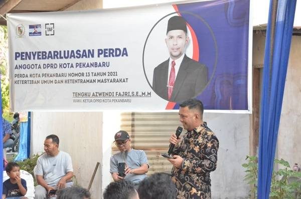 Wakil Ketua DPRD Pekanbaru Tengku Azwendi Sosialisasi Perda Trantibum