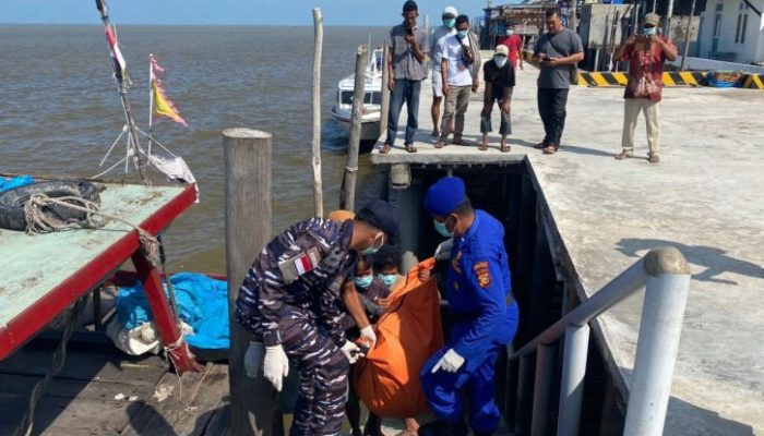 Jasad ke-11 Ditemukan di Perairan Panipahan, Kondisi Tubuh Korban Menggenaskan