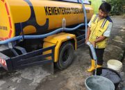 Distribusi Air Bersih Dikebut, Warga Terdampak Bencana di Padang Pariaman Jadi Prioritas