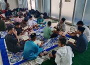 Ratusan Pelajar SMA dan SMK Menginap di Masjid Al-Maqari, Ikuti Pembinaan Spiritual