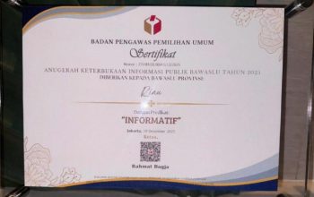 Bawaslu RI Anugerahkan Keterbukaan Informasi Publik 2025, Riau Kembali Raih Predikat Informatif