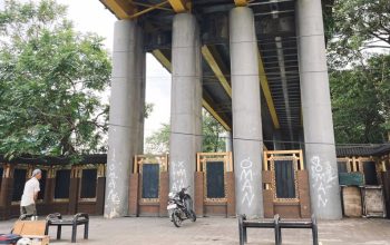 Kabel Fiber Optik Dipindahkan ke Bawah Jembatan Siak I, Jalur Pejalan Kaki Kembali Lega