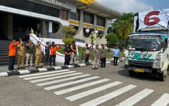 Solidaritas Kemanusiaan: 75 Ton Bantuan dari Riau Dikirim ke Aceh