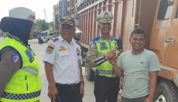 Truk Barang Dilarang Melintas di Pekanbaru Selama Nataru 2026