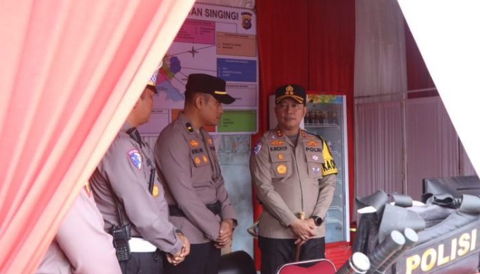 Pastikan Pengamanan Nataru, Kapolres Kuansing Tinjau Pos PAM Cerano