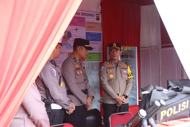 Pastikan Pengamanan Nataru, Kapolres Kuansing Tinjau Pos PAM Cerano