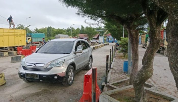 Arus Nataru Menurun, Penyeberangan Dumai–Rupat Didominasi Kendaraan Barang