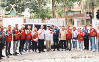 13 Relawan Medis PMI Riau Diterjunkan ke Malalak, Fokus Layanan Kesehatan Korban Bencana