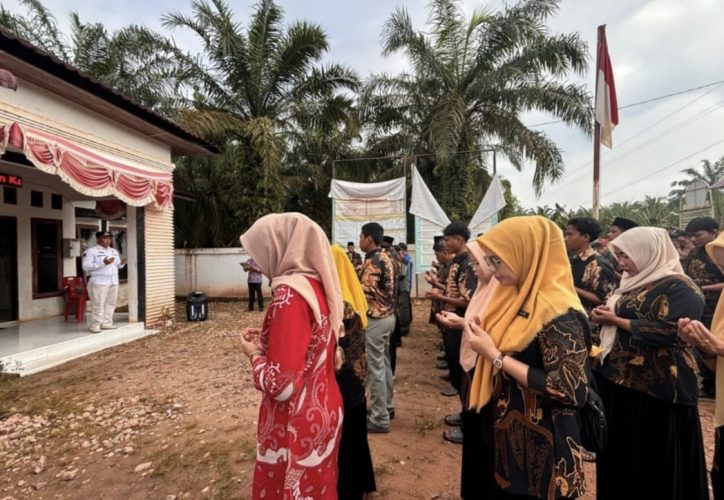 Kepala Desa Bagan Bilah Pimpin Apel Gabungan Peringati HARDESNAS 2026