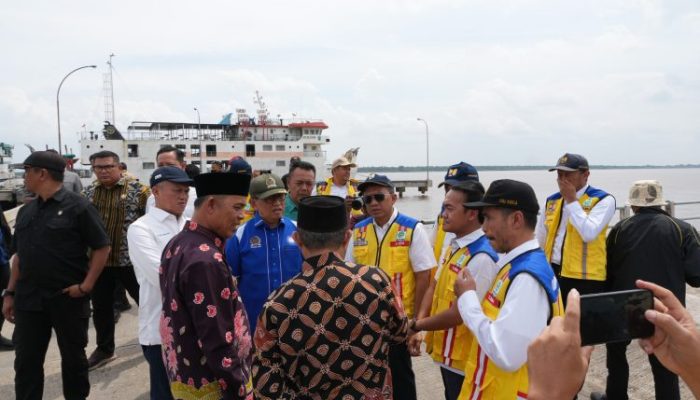 Bupati Inhil dan DPR RI Turun Lapangan Kawal Jalan Terusan Mas dan Pelabuhan Parit 21