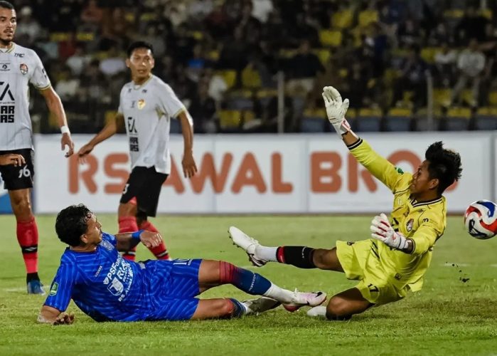 Persekat Gagal Penalti, PSPS Amankan Kemenangan di Stadion Rumbai