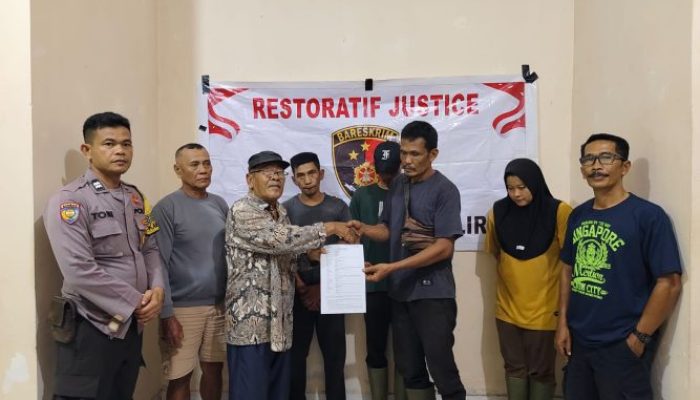 Empat Pekerja Kebun Diduga Gelapkan Berondolan Sawit, Polisi Amankan 470 Kilogram