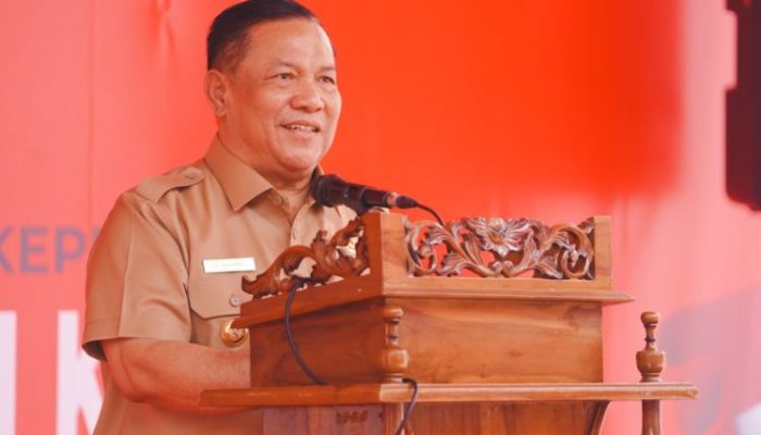 Plt Gubernur Riau Ingatkan Kepala OPD Jangan Alergi terhadap Wartawan