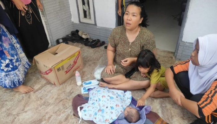 Bayi Laki-laki Ditemukan Terlantar di Pinggir Jalan Rajawali Pekanbaru