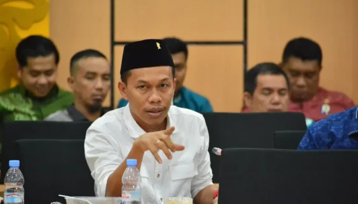 Komisi I DPRD Riau Minta Pemprov Tegas: BUMD Tidak Produktif Wajib Dievaluasi