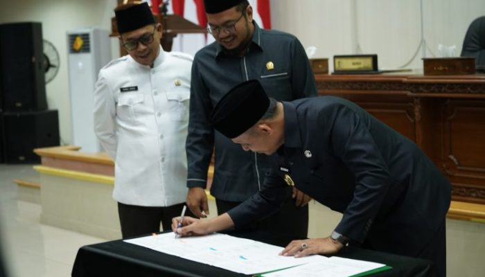 APBD Inhil 2026 Resmi Disahkan, Bupati Herman Tegaskan Komitmen Percepat Pembangunan