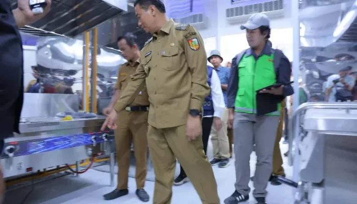 Wawako Pekanbaru Tinjau Dapur MBG Sidomulyo, Siap Suplai 1.500 Porsi