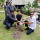 DPRD Riau Tanam Pohon, Dukung Green Policing Polda Riau