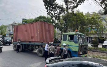 Truk Tonase Besar Masih Bebas Masuk Kota, Pemko Pekanbaru Siapkan Tilang Tegas